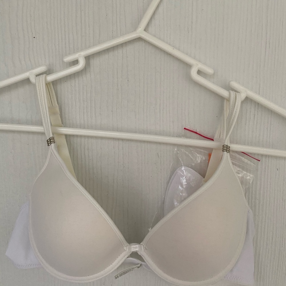 Simple white bra RARE - Picture 6 of 11